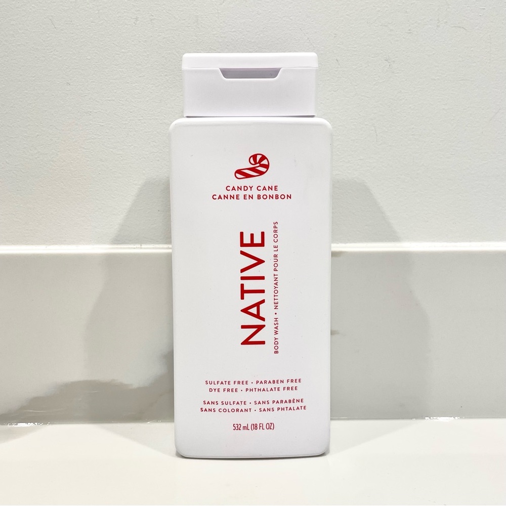🔵3/$25 NEW Native Body Wash (Candy Cane Scent)